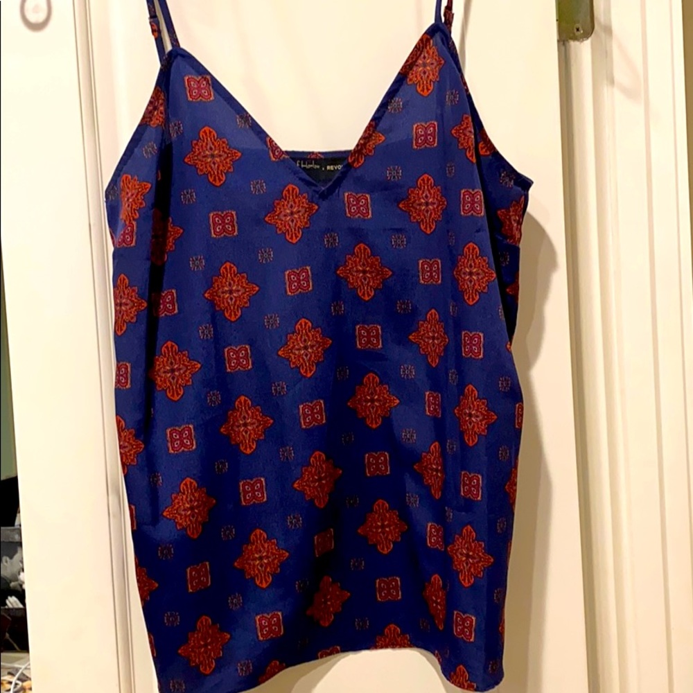 Chic House of Harlow camisole 🌟